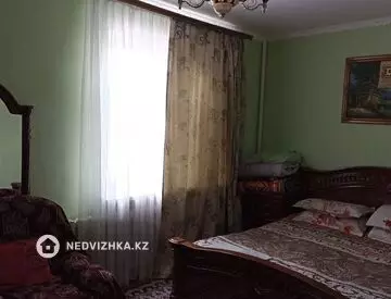 300 м², 7-комнатный дом, 6 соток, 300 м², изображение - 7