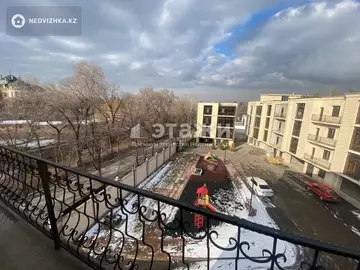 450 м², 8-комнатный дом, 3 соток, 450 м², изображение - 4