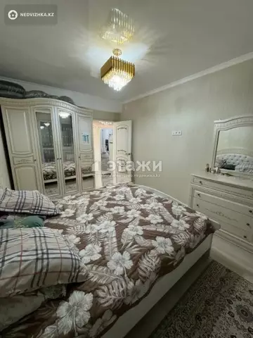 3-комнатная квартира, этаж 8 из 10, 90 м²