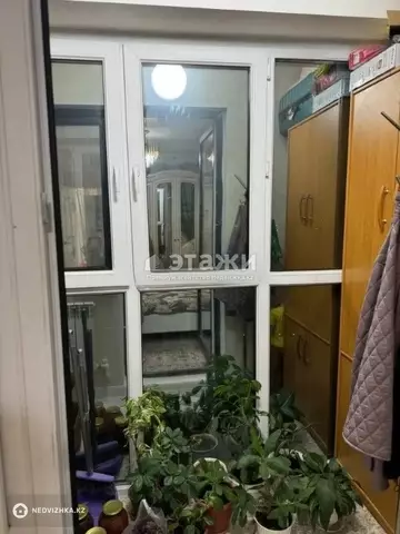 3-комнатная квартира, этаж 8 из 10, 90 м²