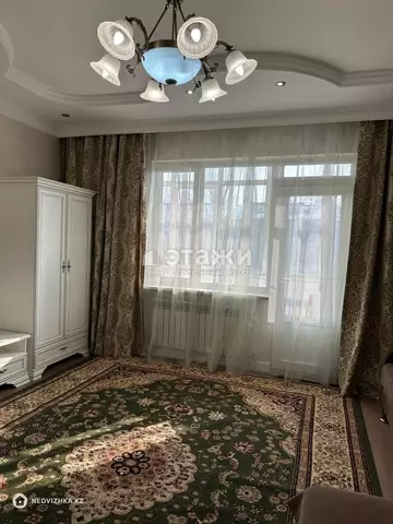 2-комнатная квартира, этаж 4 из 9, 70 м²
