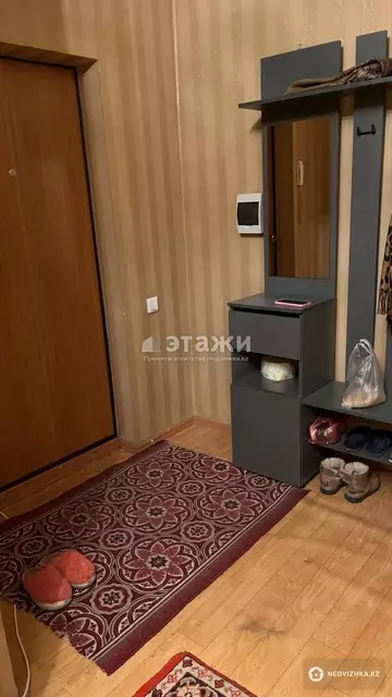 1-комнатная квартира, этаж 3 из 5, 37 м²