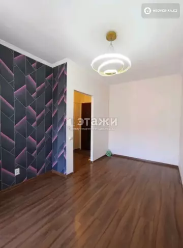 1-комнатная квартира, этаж 4 из 5, 30 м²