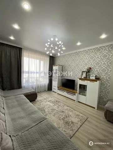 2-комнатная квартира, этаж 10 из 10, 66 м²