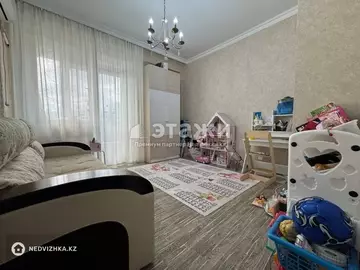 2-комнатная квартира, этаж 9 из 18, 57 м²