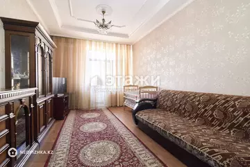 2-комнатная квартира, этаж 2 из 6, 76 м²