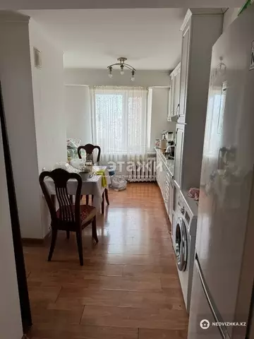 3-комнатная квартира, этаж 6 из 9, 88 м²