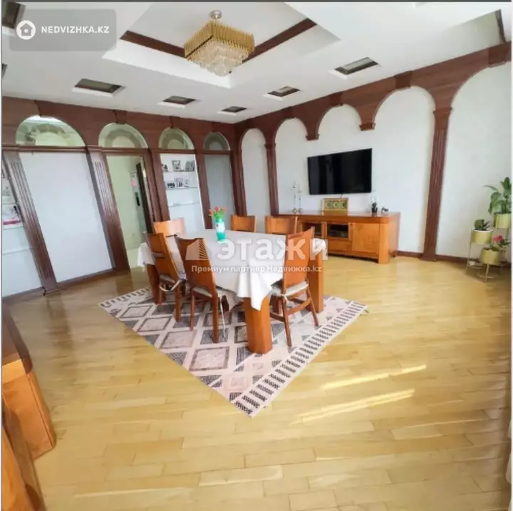 185 м², 4-комнатная квартира, этаж 9 из 10, 185 м², изображение - 1