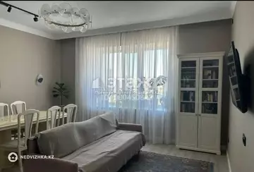 3-комнатная квартира, этаж 8 из 9, 90 м²