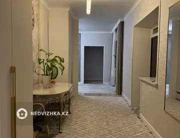 5-комнатный дом, 9 соток, 240 м²