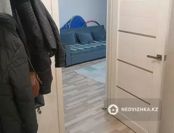 2-комнатная квартира, этаж 3 из 5, 42 м²