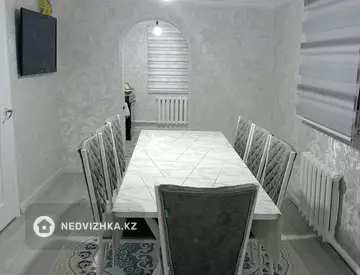 4-комнатный дом, 10 соток, 130 м²
