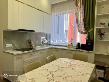 4-комнатная квартира, этаж 6 из 9, 110 м²
