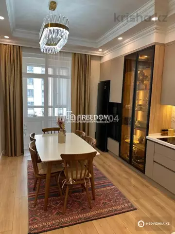 4-комнатная квартира, этаж 6 из 14, 130 м²