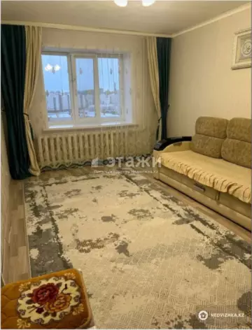 2-комнатная квартира, этаж 9 из 10, 60 м²