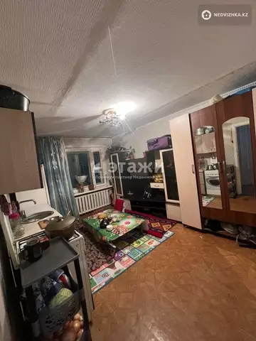 2-комнатная квартира, этаж 4 из 5, 45 м²
