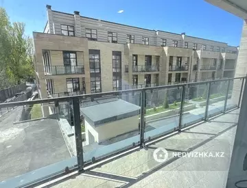 3-комнатная квартира, этаж 1 из 3, 135 м²