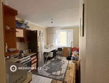 2-комнатная квартира, этаж 3 из 6, 54 м²