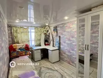 2-комнатная квартира, этаж 3 из 6, 54 м²