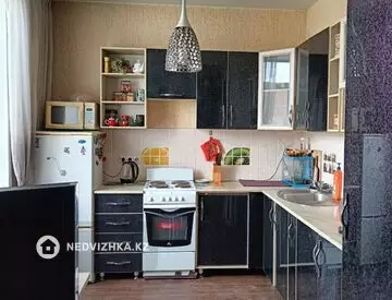 4-комнатная квартира, этаж 4 из 4, 88 м²