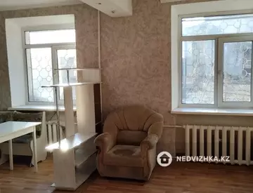 2-комнатная квартира, этаж 1 из 2, 45 м²