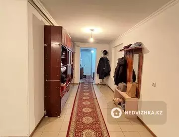5-комнатный дом, 10 соток, 260 м²