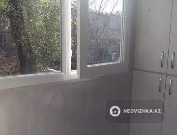 1-комнатная квартира, этаж 2 из 4, 33 м²
