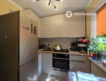 3-комнатная квартира, этаж 2 из 4, 58 м²