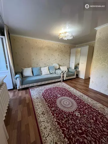 1-комнатная квартира, этаж 2 из 5, 33 м²