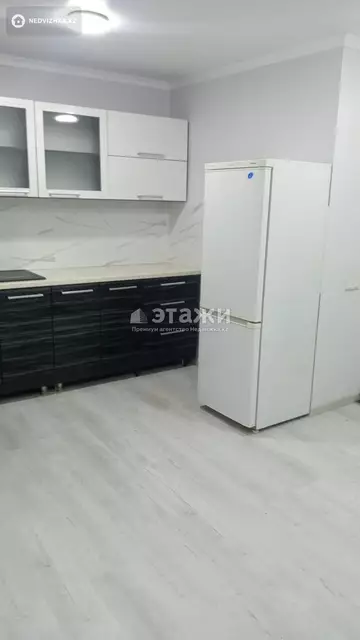 2-комнатная квартира, этаж 4 из 6, 55 м²