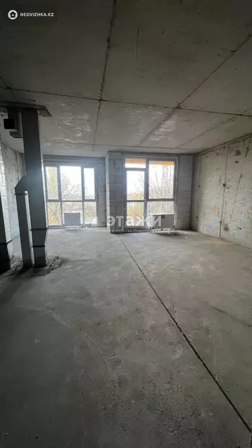 1-комнатная квартира, этаж 5 из 10, 38 м²