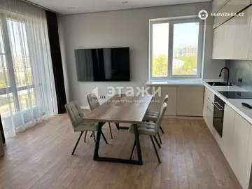 2-комнатная квартира, этаж 4 из 13, 66 м²