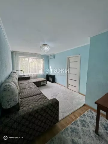 2-комнатная квартира, этаж 3 из 4, 42 м²