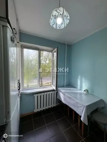 2-комнатная квартира, этаж 3 из 4, 42 м²