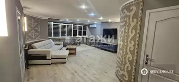 5-комнатная квартира, этаж 4 из 5, 165 м², на длительный срок