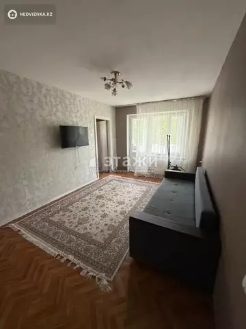 2-комнатная квартира, этаж 4 из 5, 45 м², на длительный срок