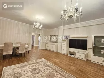 2-комнатная квартира, этаж 7 из 10, 108 м²