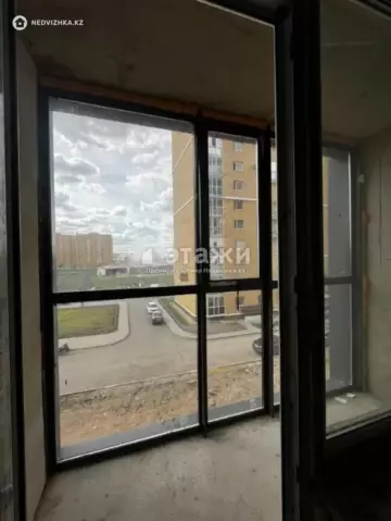 1-комнатная квартира, этаж 3 из 9, 40 м²
