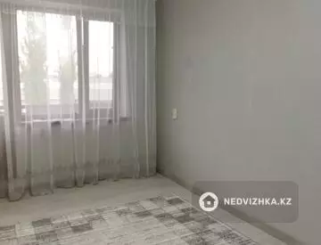1-комнатная квартира, этаж 4 из 5, 33 м²