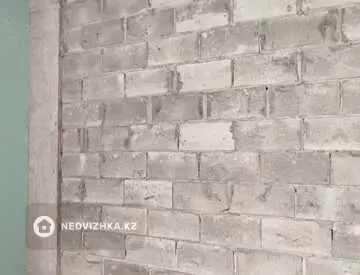 3-комнатная квартира, этаж 3 из 9, 82 м²
