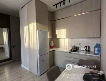 2-комнатная квартира, этаж 2 из 9, 40 м², на длительный срок