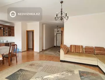 70 м², 2-комнатная квартира, этаж 2 из 14, 70 м², изображение - 1