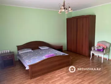 3-комнатная квартира, этаж 10 из 15, 126 м²