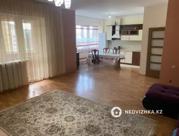 3-комнатная квартира, этаж 10 из 15, 126 м²