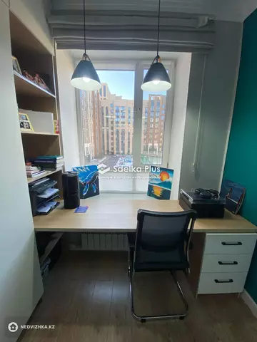 4-комнатная квартира, этаж 3 из 9, 93 м²
