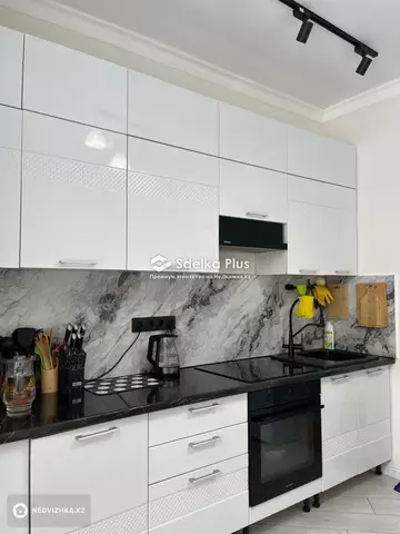 2-комнатная квартира, этаж 3 из 12, 62 м²