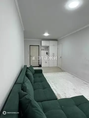 2-комнатная квартира, этаж 9 из 10, 60 м²