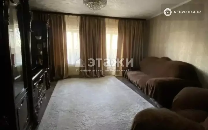 64.5 м², 3-комнатная квартира, этаж 4 из 5, 64 м², изображение - 1