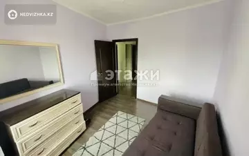 3-комнатная квартира, этаж 4 из 5, 64 м²