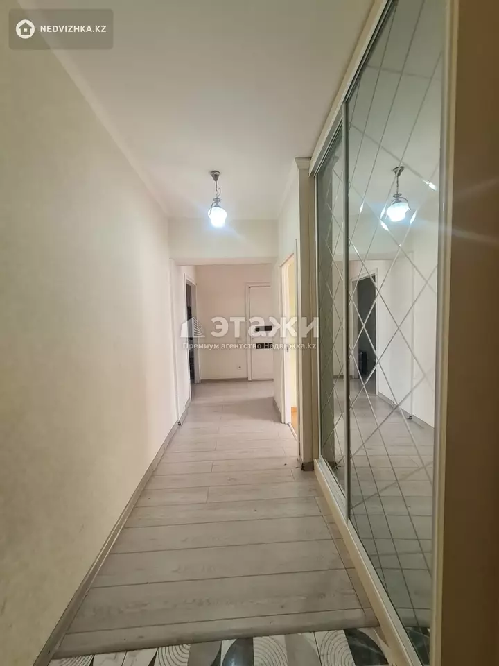 63.2 м², 2-комнатная квартира, этаж 4 из 5, 63 м², изображение - 1